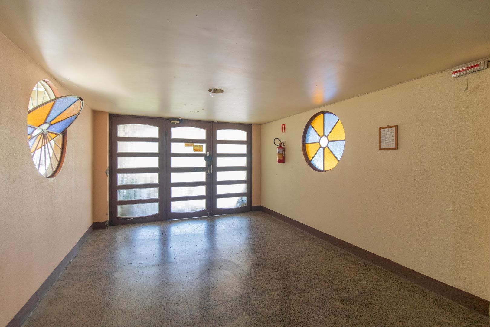 Apartamento de 2 dormitórios á venda no Bairro Teresópolis - Porto Alegre. — foto 20