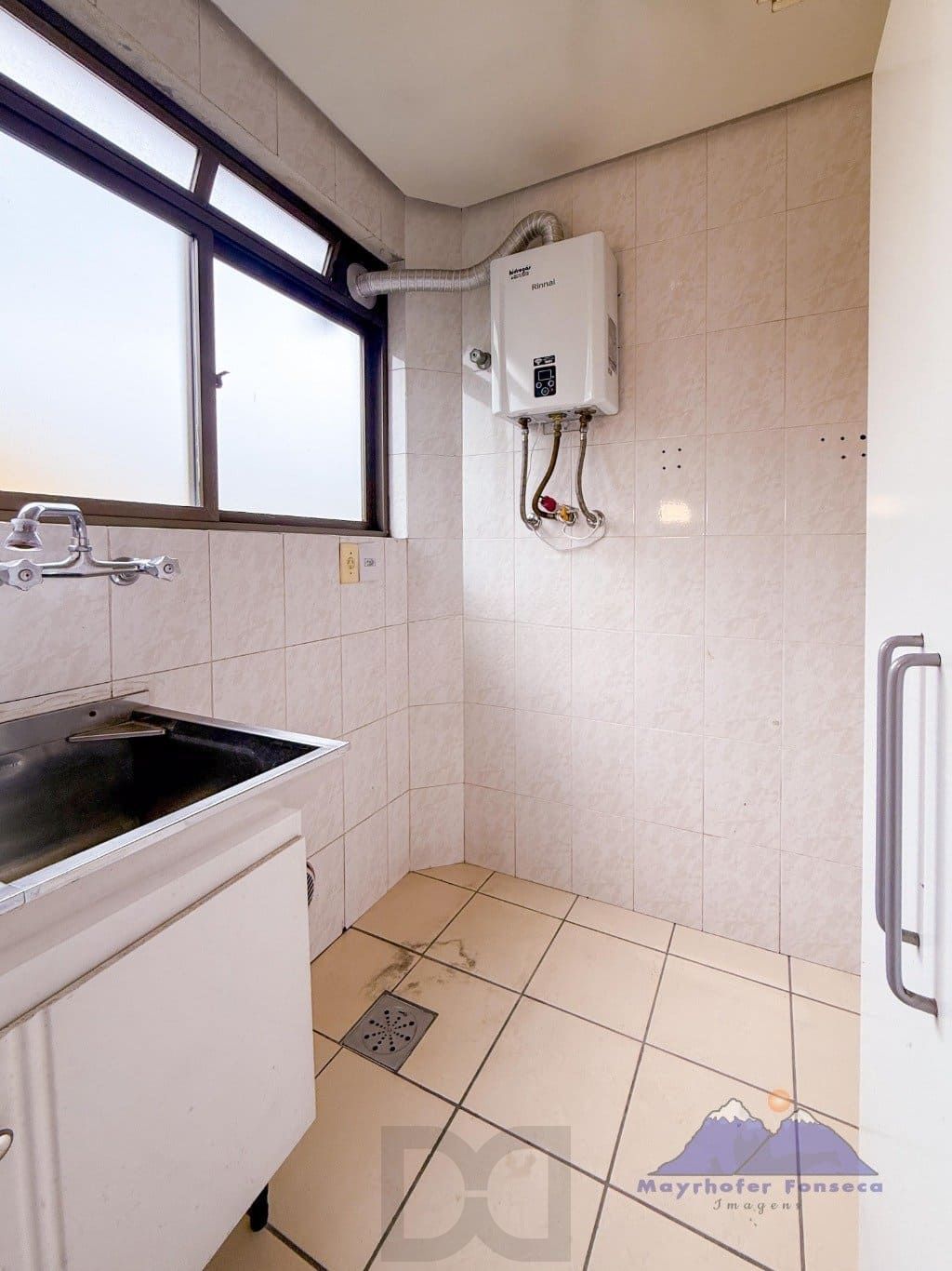 Apartamento de 2 dormitorios à venda em Passo da Areia, Porto Alegre. — foto 8