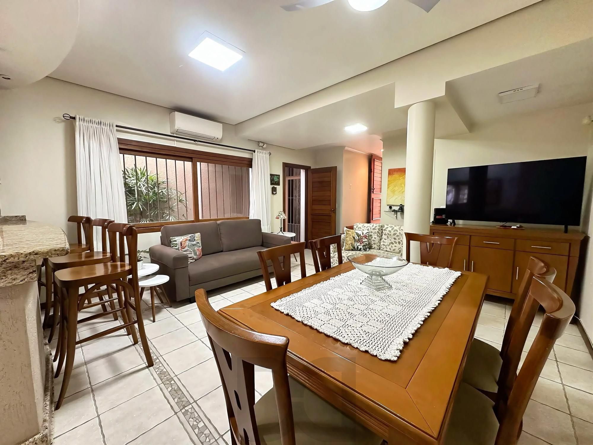 Casa com 4 dormitórios e 309m² à venda em Floresta, Porto Alegre. — foto 38