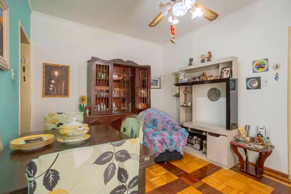 Apartamento de 2 dormitorios no bairro Petrópolis, Porto Alegre — foto 2