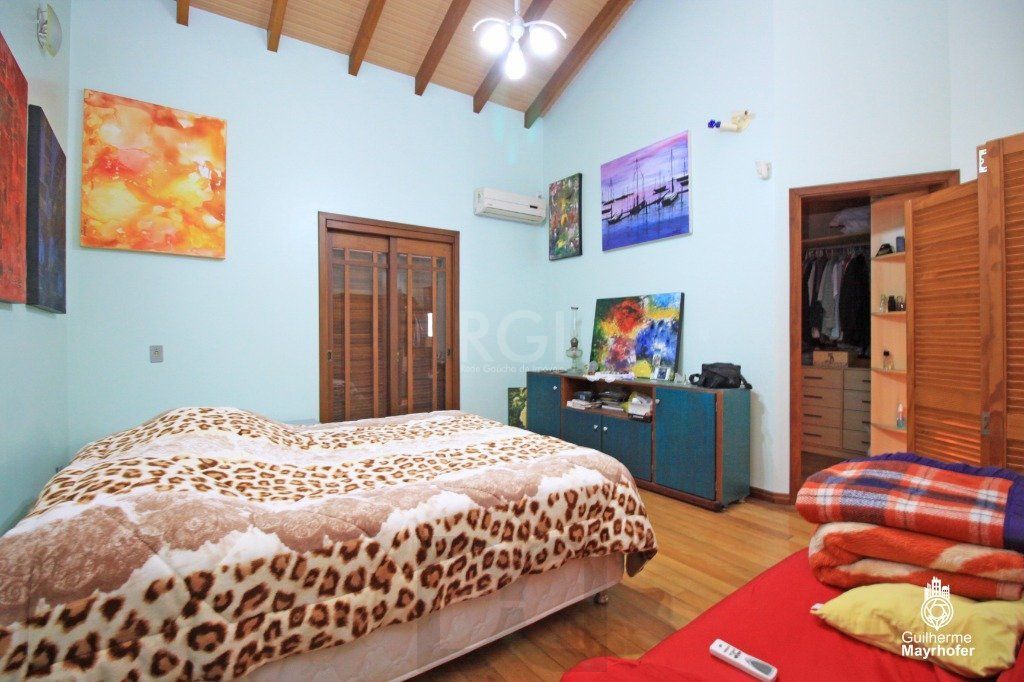 Casa para Venda - 240m², 4 dormitórios, sendo 3 suites, 6 vagas - Jardim Sabará — foto 9