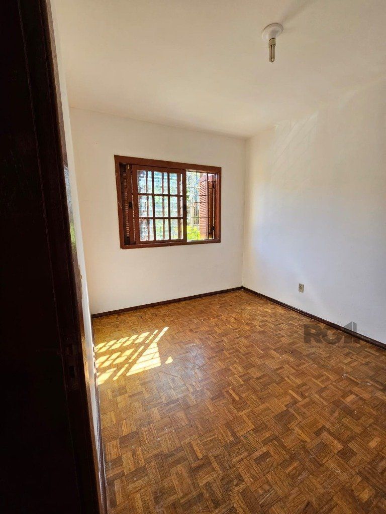 Casa para Venda - 248.56m², 5 dormitórios, 2 vagas - Teresópolis — foto 6