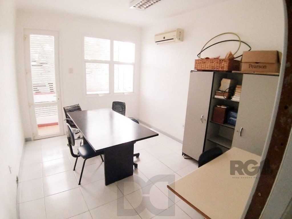 Casa comercial com 12 dormitórios no bairro Teresópolis — foto 21