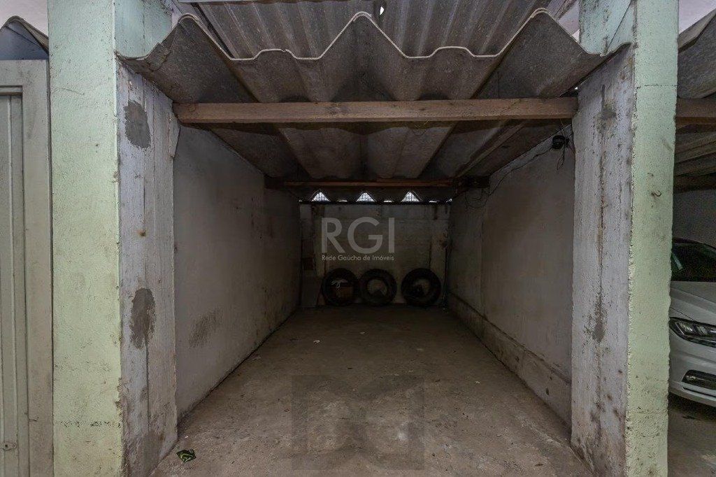 Cobertura de 140m² - 3 dormitórios, 2 banheiros, terraço com churrasqueira e 1 vaga de garagem no Bom Jesus — foto 22