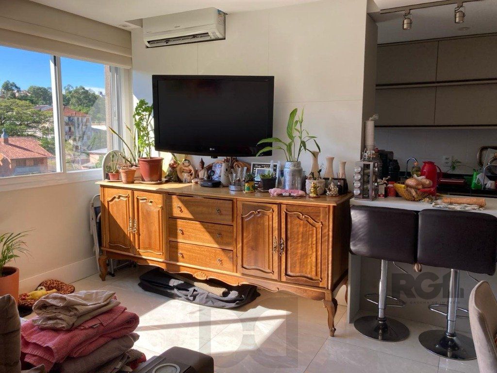 Apartamento de 2 quartos , suite ,  garagem em Condomínio Clube no bairro Teresópolis — foto 2