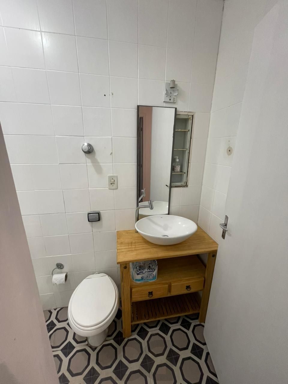 APARTAMENTO 2 QUARTOS SEMI MOBILIADO À VENDA E PARA LOCAÇÃO NA DR. NEY CABRAL — foto 10