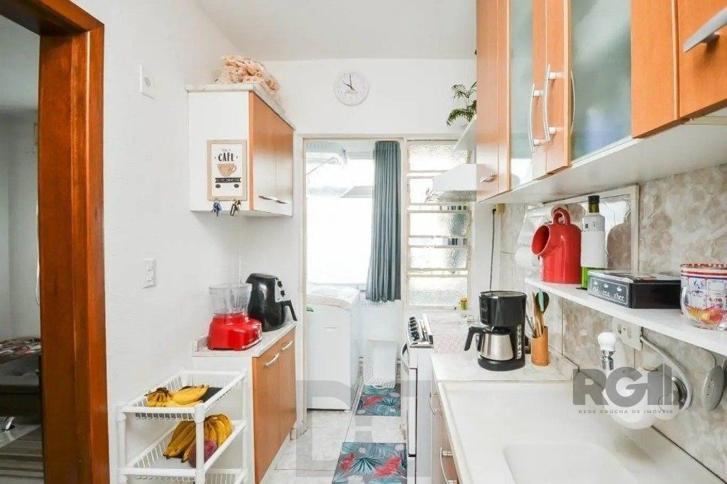 Apartamento de 2 dormitórios no bairro Cristal — foto 6