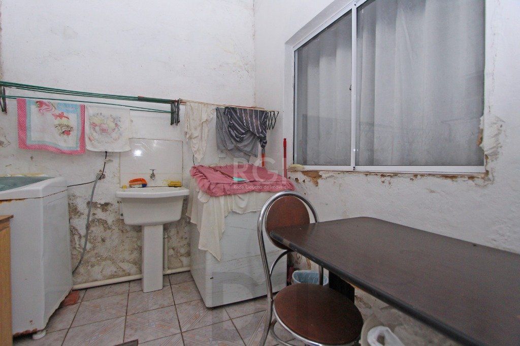 Casa para Venda - 160m², 4 dormitórios, sendo 1 suites, 3 vagas - Medianeira — foto 22