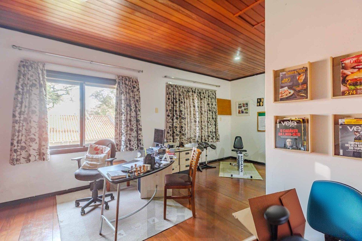 Casa em Condominio, 4 dormi. sendo 2 suítes, churrasqueira, lareira, 2 vagas — foto 30