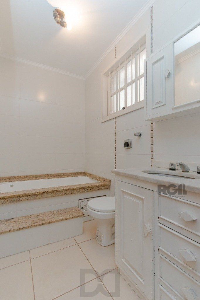 Casa com 4 dormitórios, 4 vagas no bairro Vila Jardim — foto 23