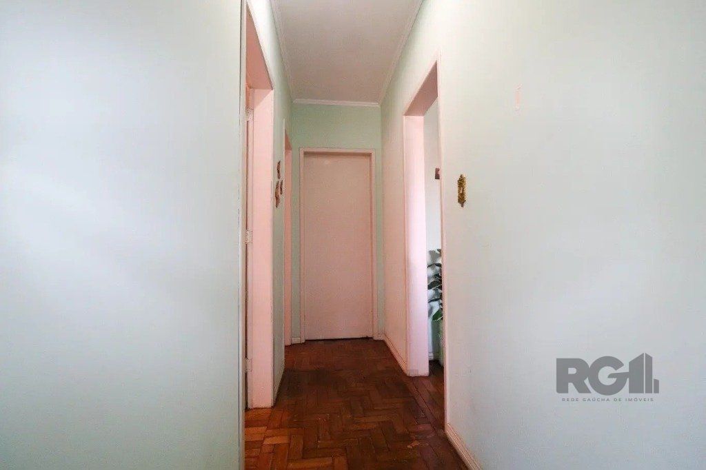 Casa com 3 dormitórios no bairro Cristo Redentor — foto 5