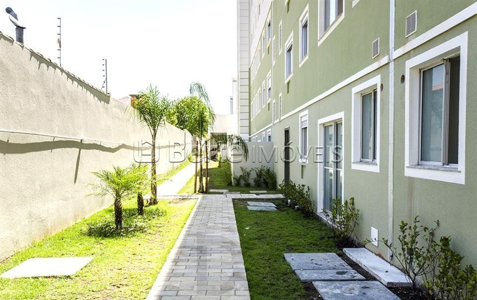 Apartamento garden espaçoso com 03 quartos e suite no Bairro cristal/ Porto Alegre. — foto 30