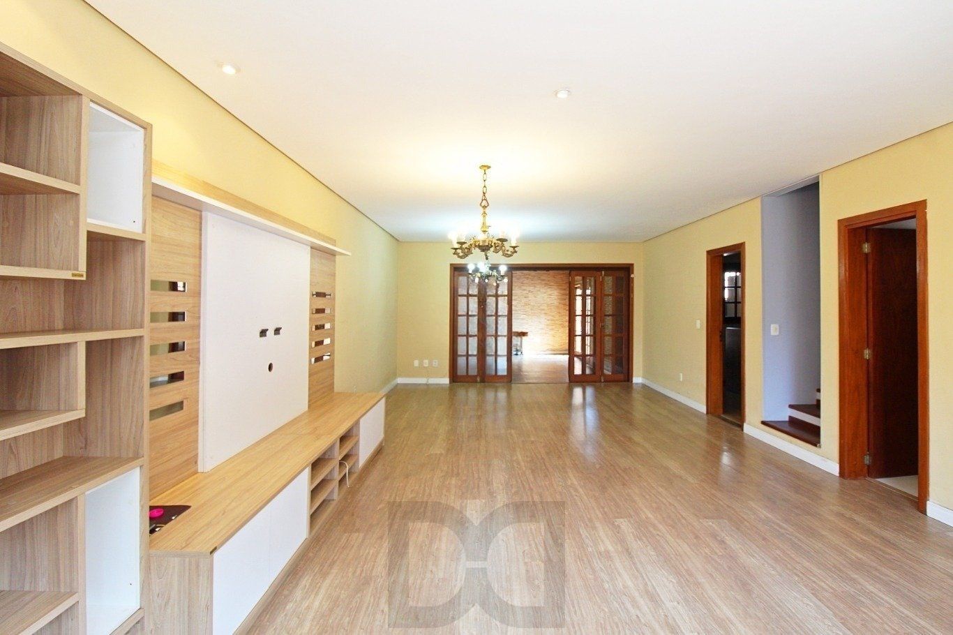 Casa de 3 dormitórios a venda no bairro Guarujá, Porto Alegre — foto 2