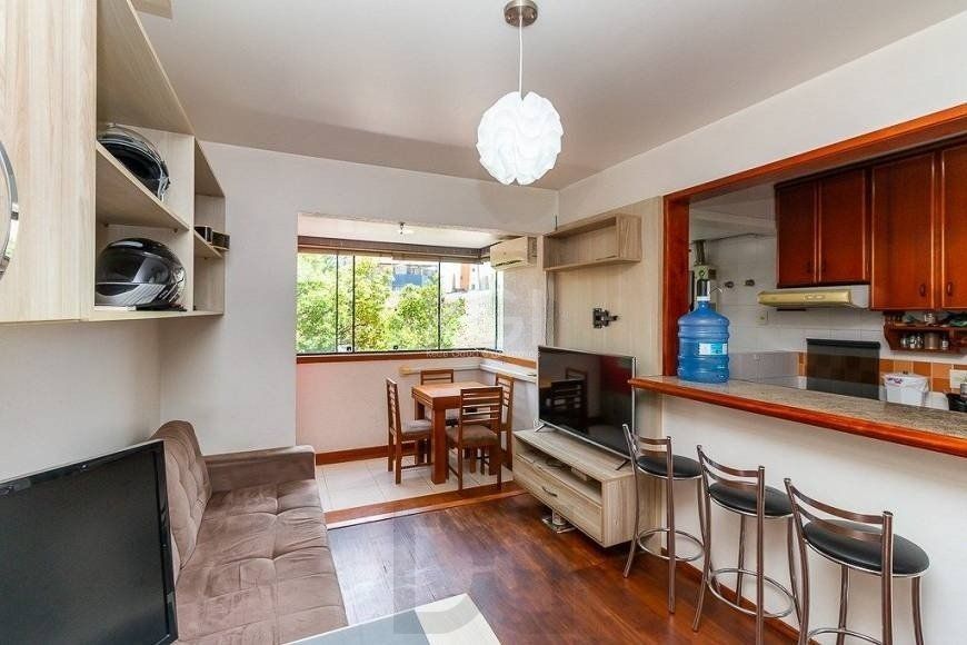 Apartamento para Venda - 43m², semi mobiliado, 1 dormitório, churrasqueira e 1 vaga de garagem no bairro Partenon — foto 3