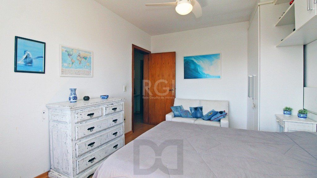 Sobrado 3 dormitórios, 1suíte, área gourmet com churrasqueira, piscina. — foto 23