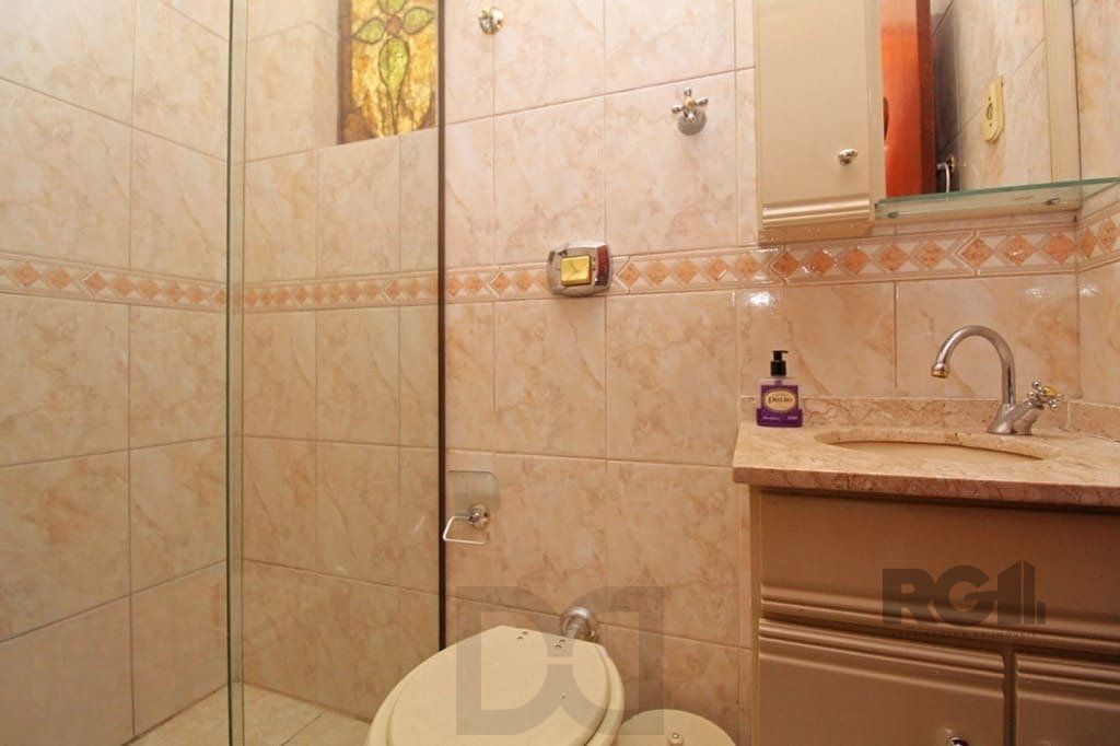 Casa de 275m² - 3 dormitórios e 3 vagas no bairro Coronel Aparício Borges — foto 13