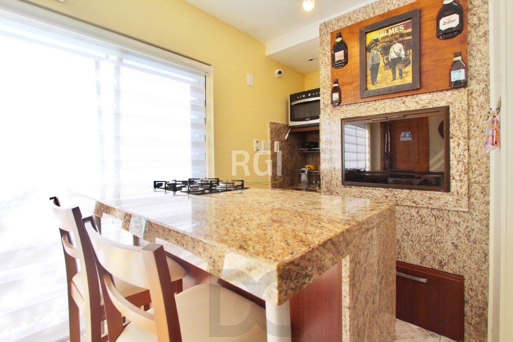 Casa para Venda - 250m², 3 dormitórios, sendo 1 suites, Teresópolis — foto 24