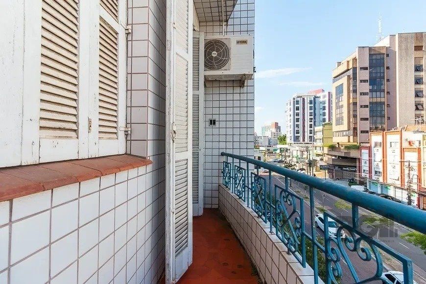Apartamento 74m², 2 dormitórios no bairro São João — foto 2