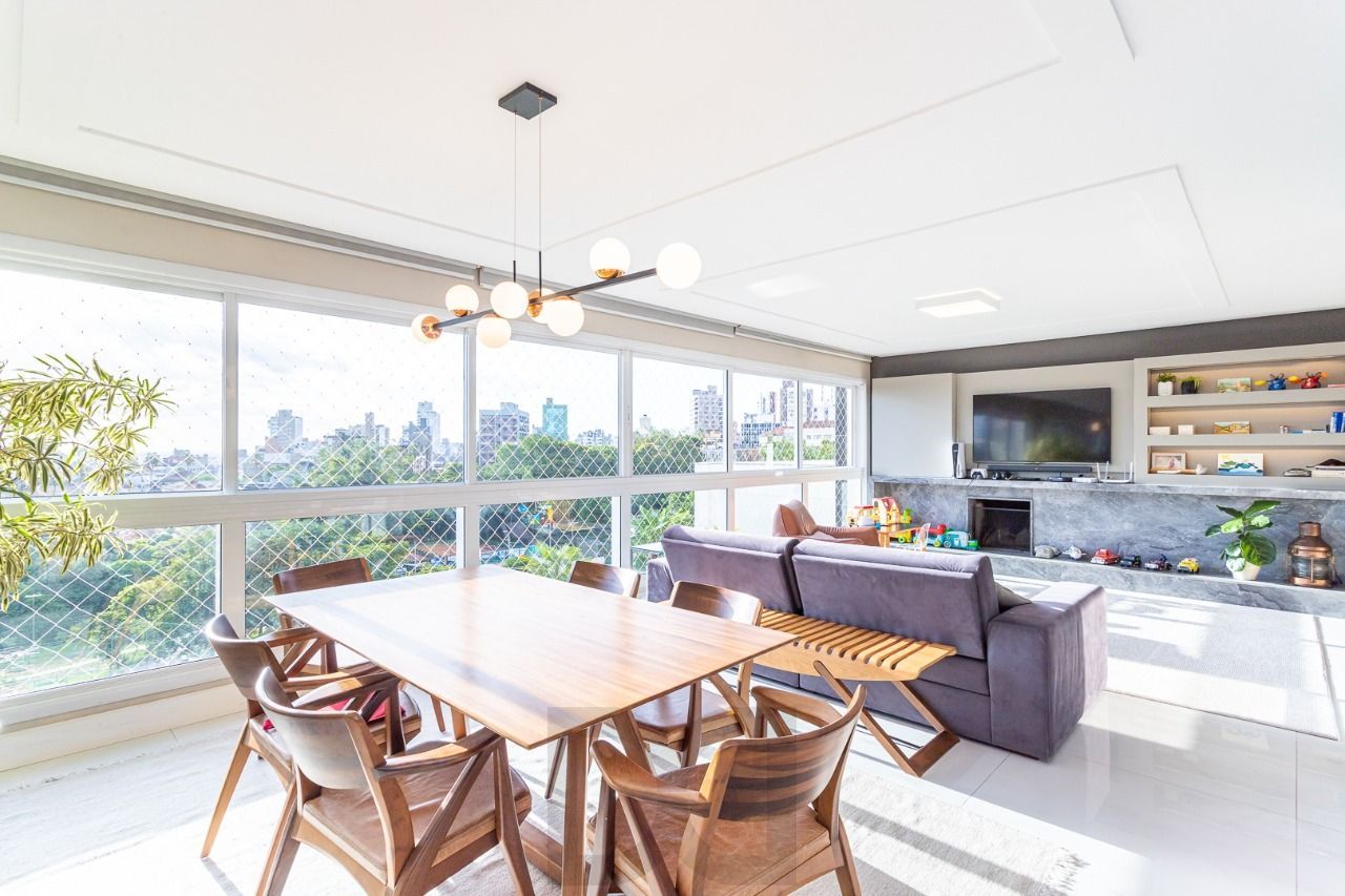 Apartamento com 3 suítes e 161m² à venda em Petrópolis, Porto Alegre. — foto 8