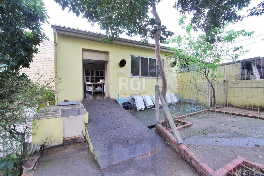 Casa para Venda - 250m², 3 dormitórios, 1 vaga - Teresópolis — foto 21