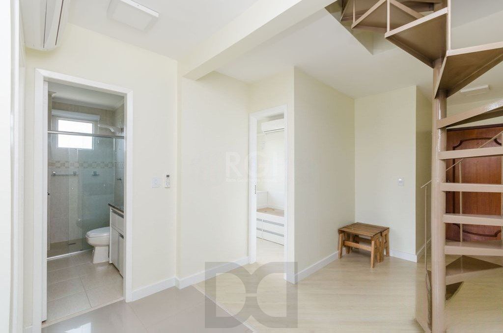Cobertura semi mobiliada com 2 dormitórios, terraço com churrasqueira e 1 vaga de garagem no bairro Santo Antonio — foto 10