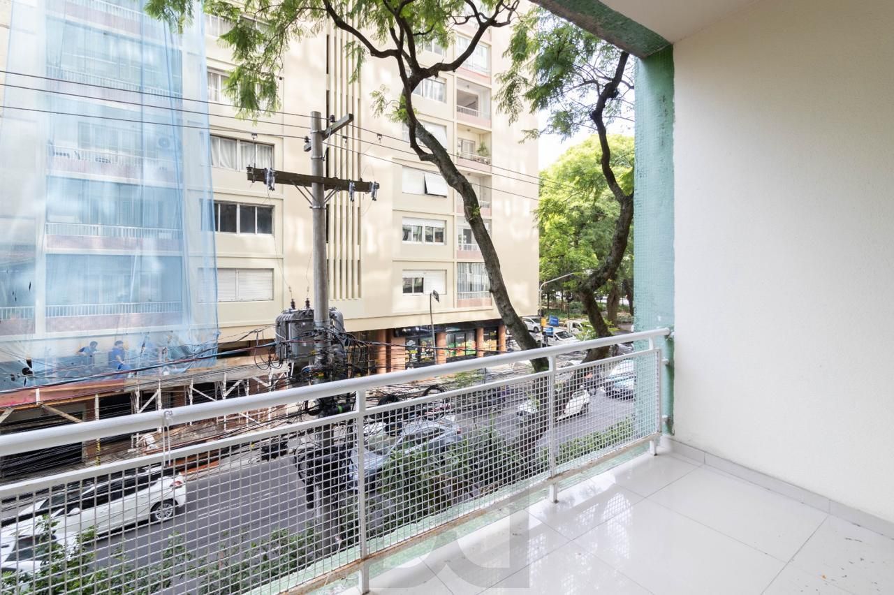 Apartamento de 3 dormitórios à venda em Bom Fim, Porto Alegre — foto 2