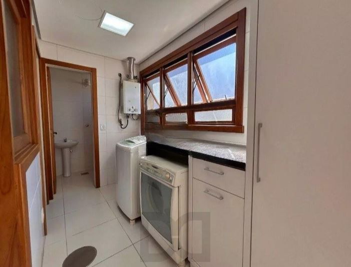 Apartamento amplo de 02 quartos com suite, 1 vaga no Menino Deus - Porto Alegre /RS — foto 16