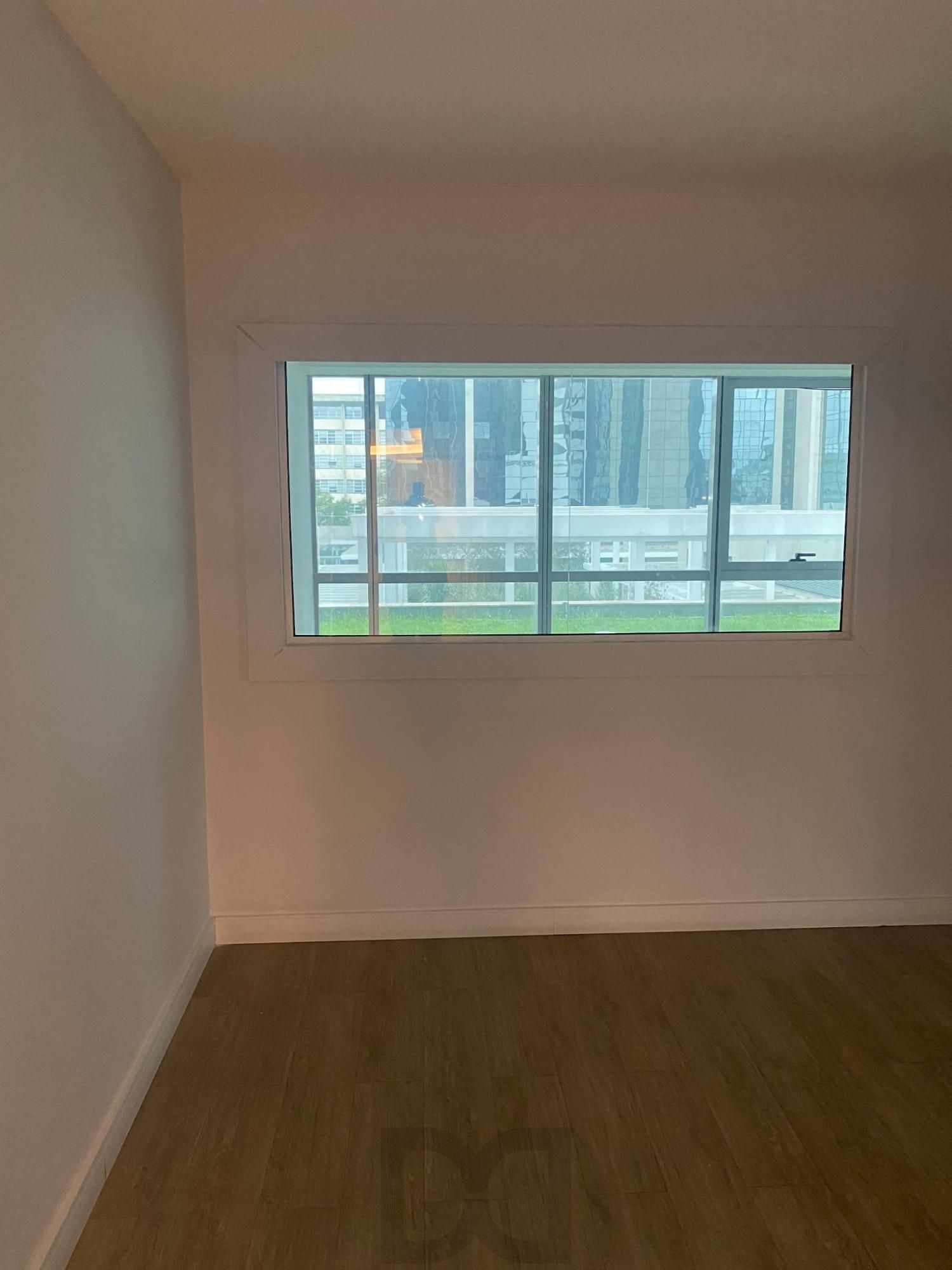 Sala Comercial no Bairro Praia de Belas - Porto Alegre — foto 10