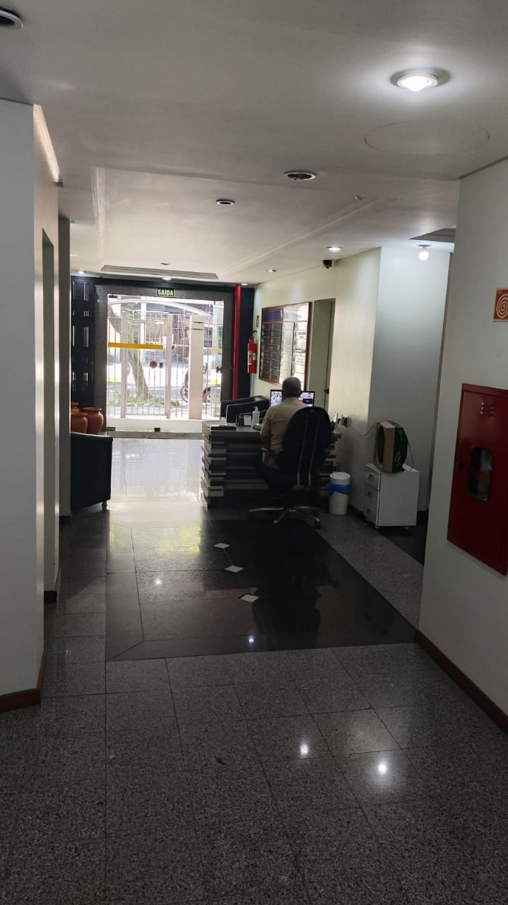 Sala Comercial com vaga coberta no Bairro Menino Deus Porto Alegre — foto 7
