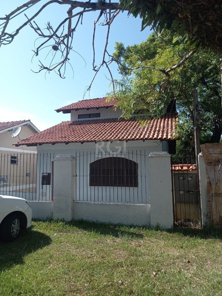 Casa para Venda - 345.22m², 3 dormitórios, 3 vagas - Teresópolis — foto 3