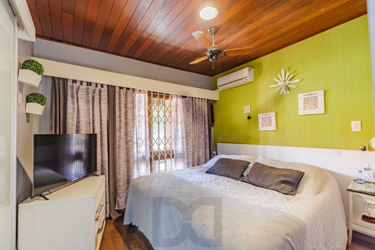 Casa em Condominio, 4 dormi. sendo 2 suítes, churrasqueira, lareira, 2 vagas — foto 23