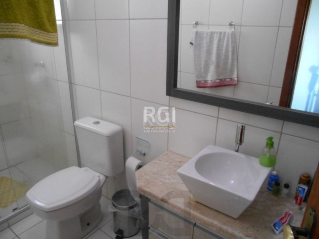 Casa para Venda - 185m², 4 dormitórios, sendo 2 suites, 4 vagas - Nonoai — foto 14