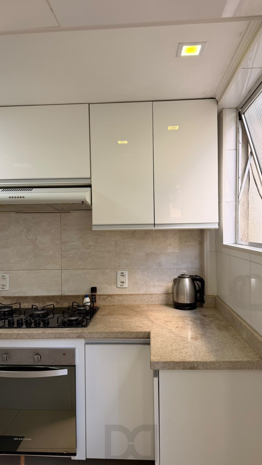 Oportunidade, apartamento de 2 dormitórios totalmente mobiliado — foto 21