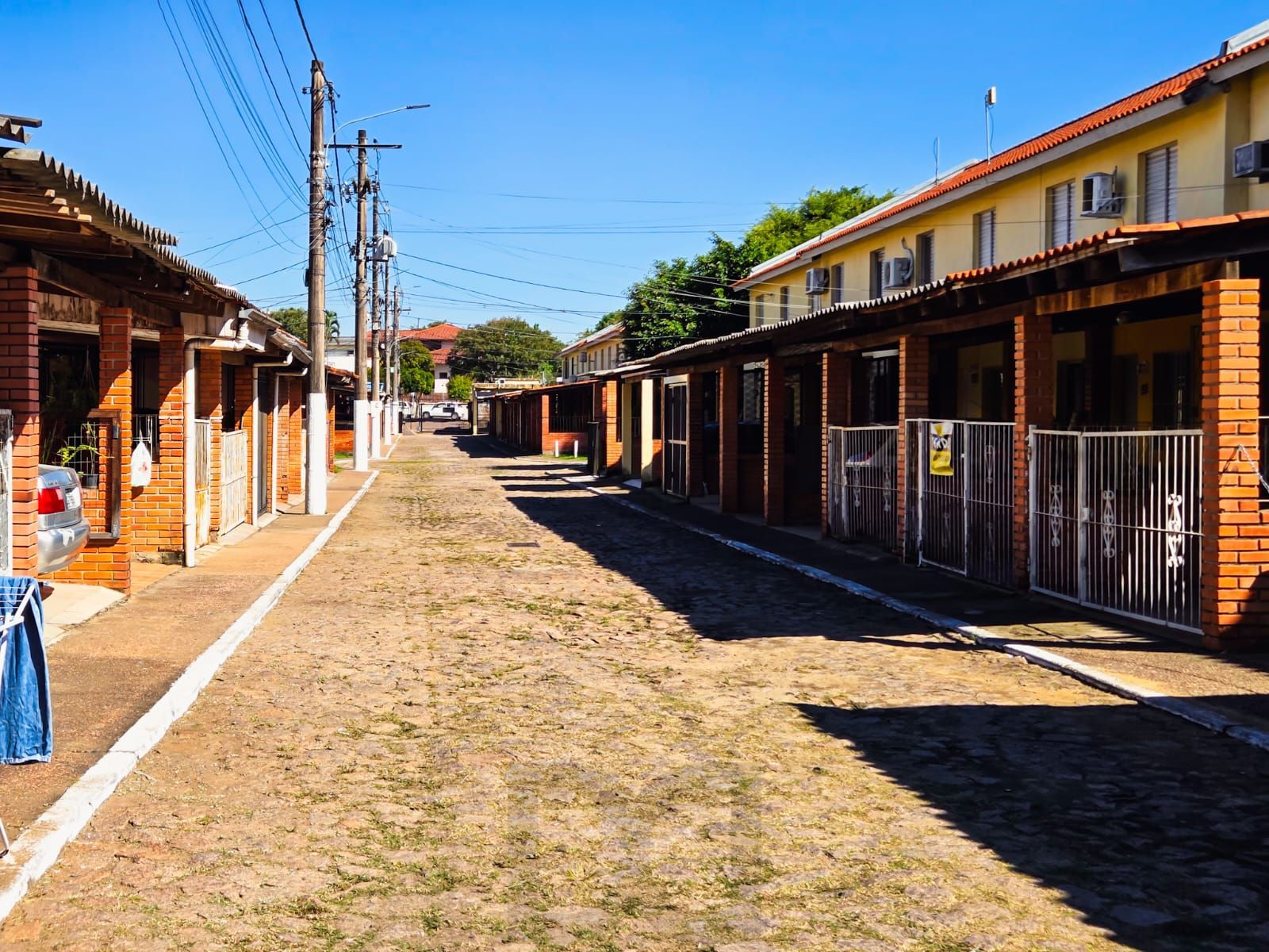 A VENDA, SOBRADO EM CONDOMÍNIO, NA AV. ATILIO SUPERTI 600. *NÃO ACEITA FINANCIAMENTO*. — foto 1