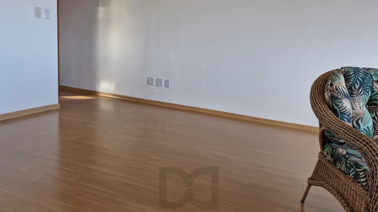 Apartamento no Menino Deus impecável, 2 dormitórios 1 suíte, 3 banheiros, 1 garagem — foto 6