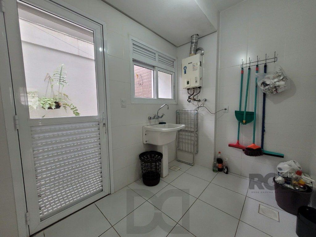 Casa Condominio para Venda - 250.88m², 3 dormitórios, sendo 3 suites, 3 vagas - Praia de Belas — foto 10