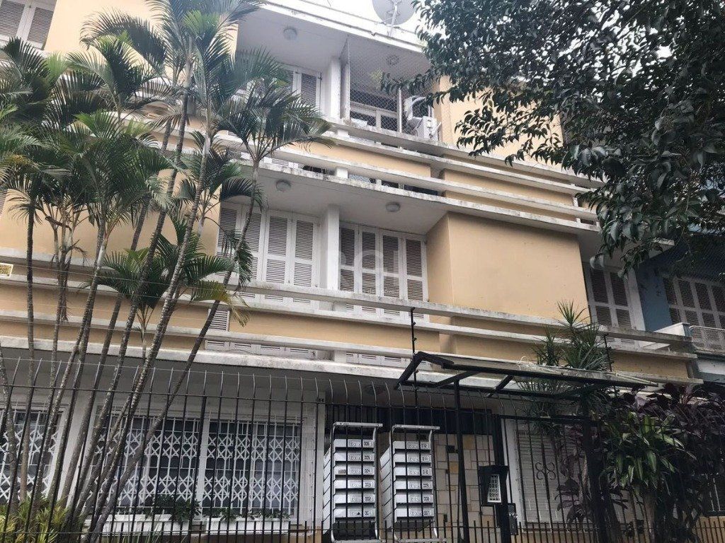 Apartamento para Venda - 77m², 3 dormitórios, Petrópolis — foto 1