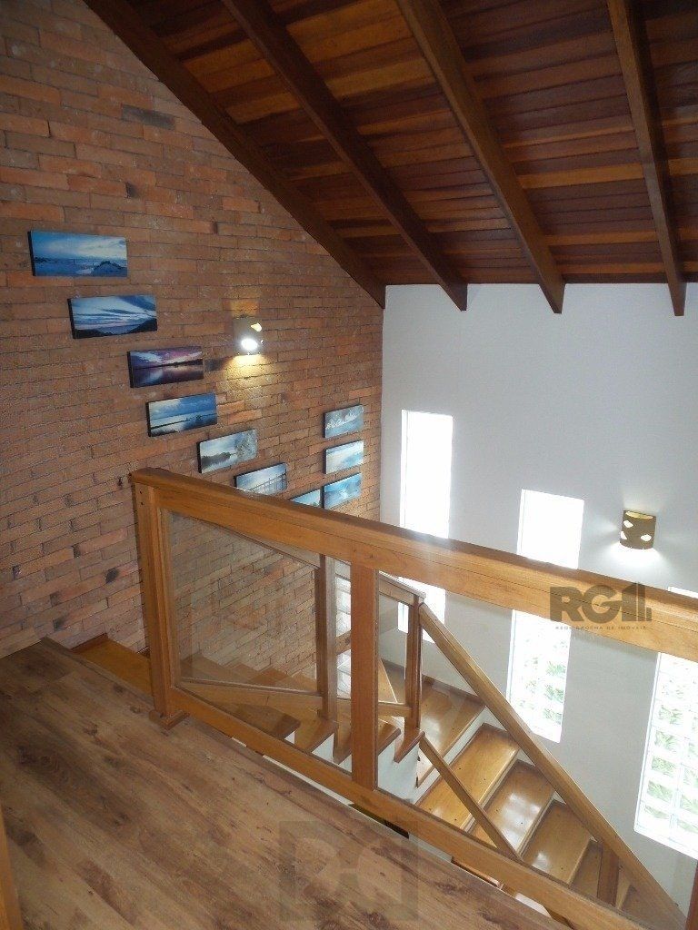 Excelente casa em condomínio com 3 dormitórios e 4 vagas. — foto 7