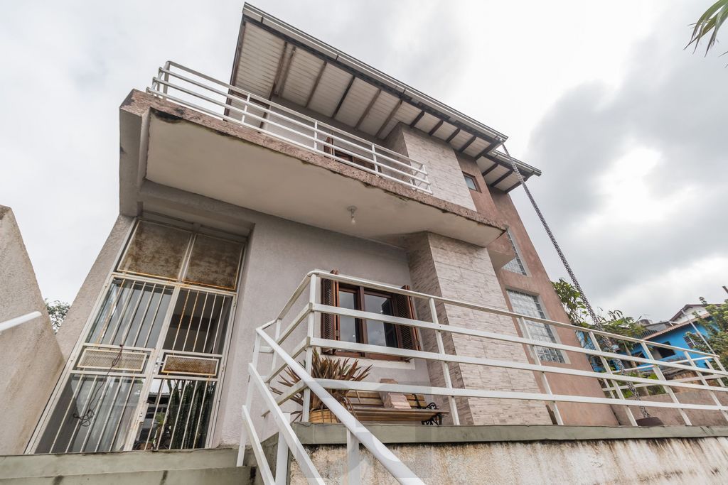 Casa de 6 dormitórios à venda Bairro Vila Nova - Porto Alegre — foto 36