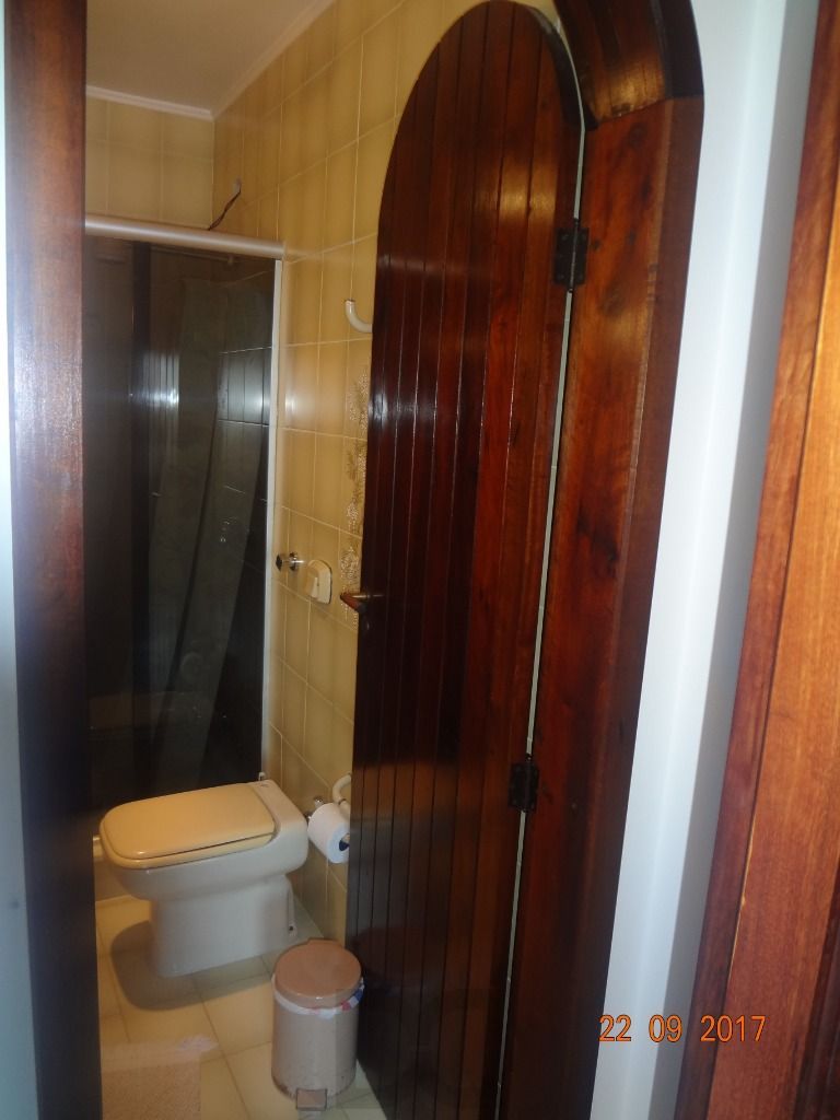 Casa para Venda - 365m², 4 dormitórios, sendo 2 suites, 6 vagas - Nonoai — foto 6