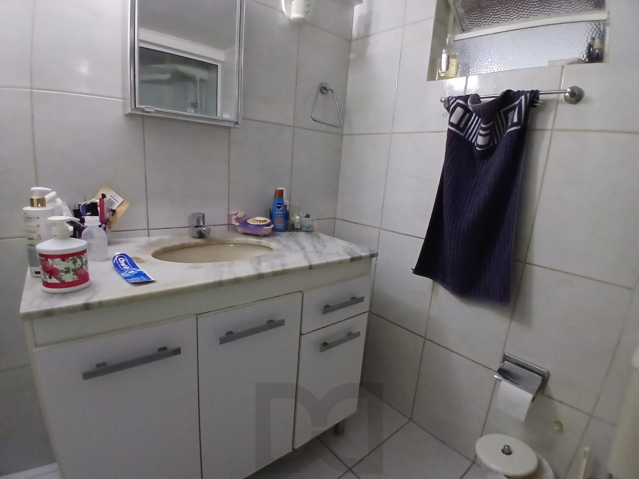 Casa com 03 dormitorios e amplo jardim no bairro Santa Tereza /RS — foto 17