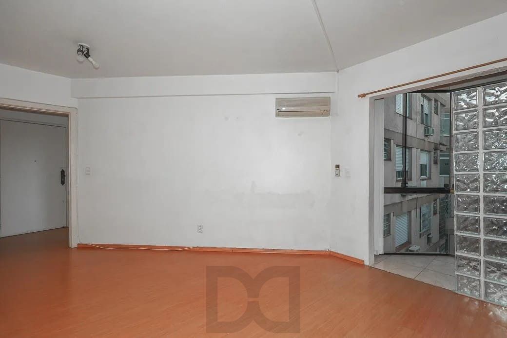 Apartamento de 2 dormitorios à venda no Bairro Santa Tereza, Porto Alegre — foto 1