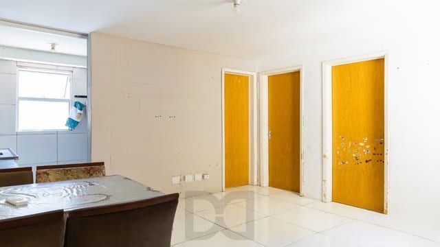 Apartamento de 2 dormitórios à venda no Bairro Partenon, Porto Alegre. — foto 2
