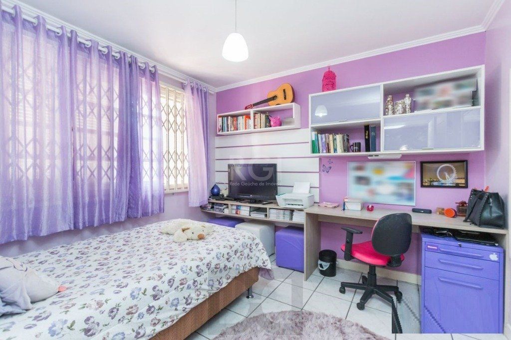 Casa para Venda - 258m², 3 dormitórios, sendo 1 suites, 4 vagas - Teresópolis — foto 16