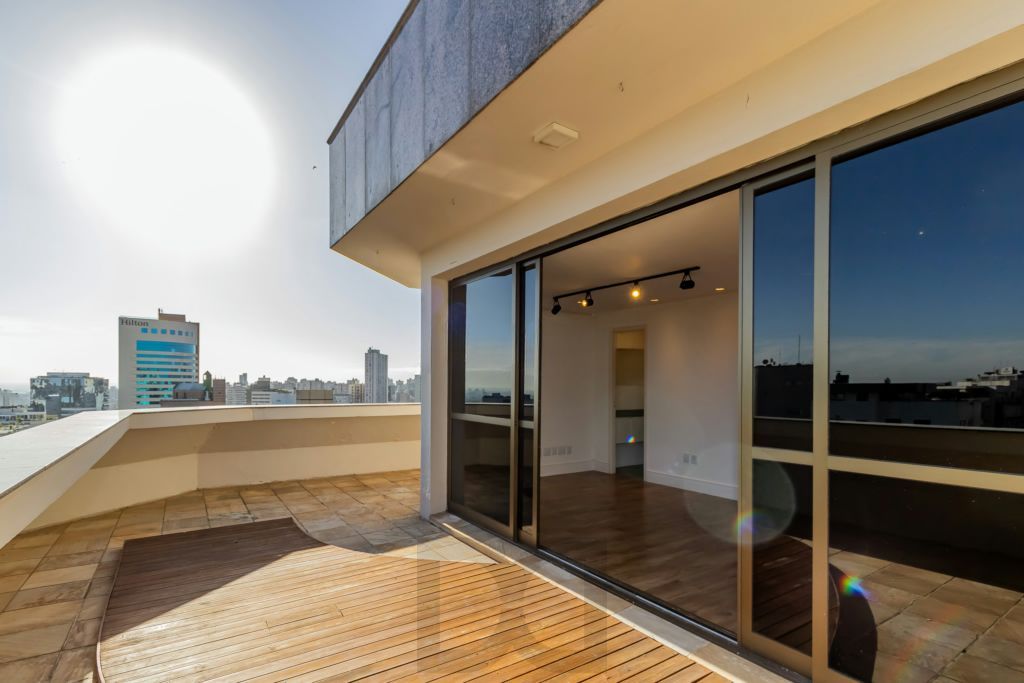 Sala / Conjunto Comercial à venda no Bairro Moinhos de Vento - Porto Alegre — foto 3