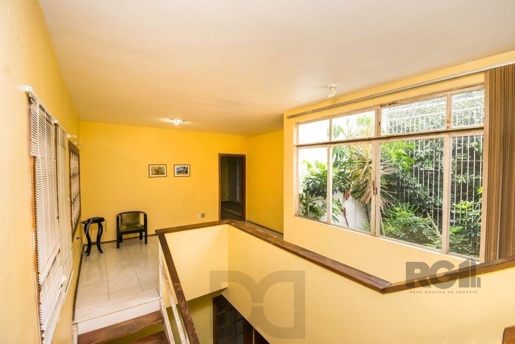 Excelente casa de 354m² com 5 dormitórios e 8 vagas. — foto 4