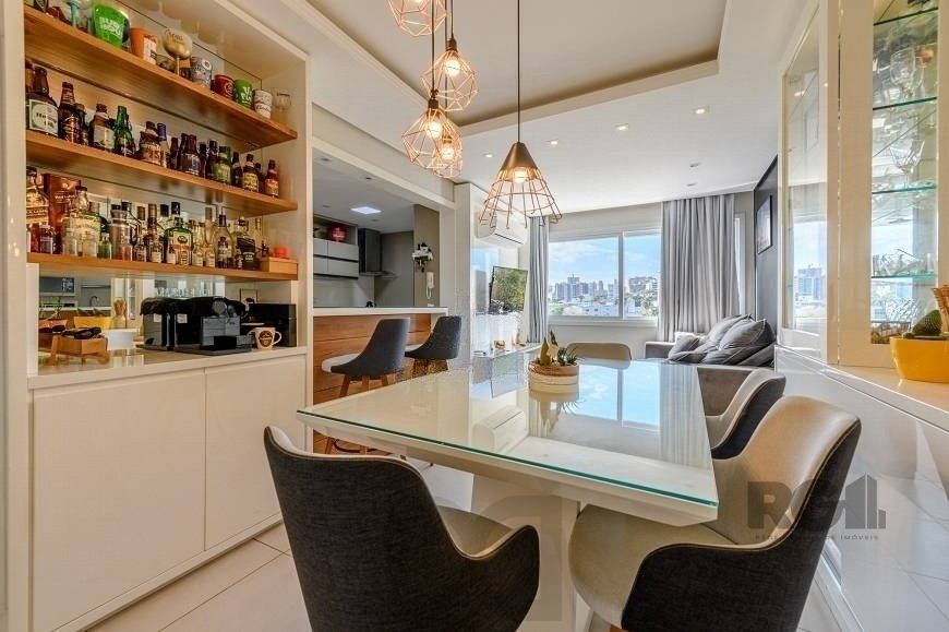 Apartamento 68 m² mobiliado, 2 dormitórios, sendo 1 suíte e 1 vaga. — foto 2