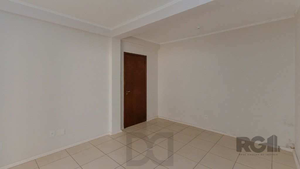 Casa com 4 dormitórios, 4 vagas no bairro Vila Jardim — foto 33