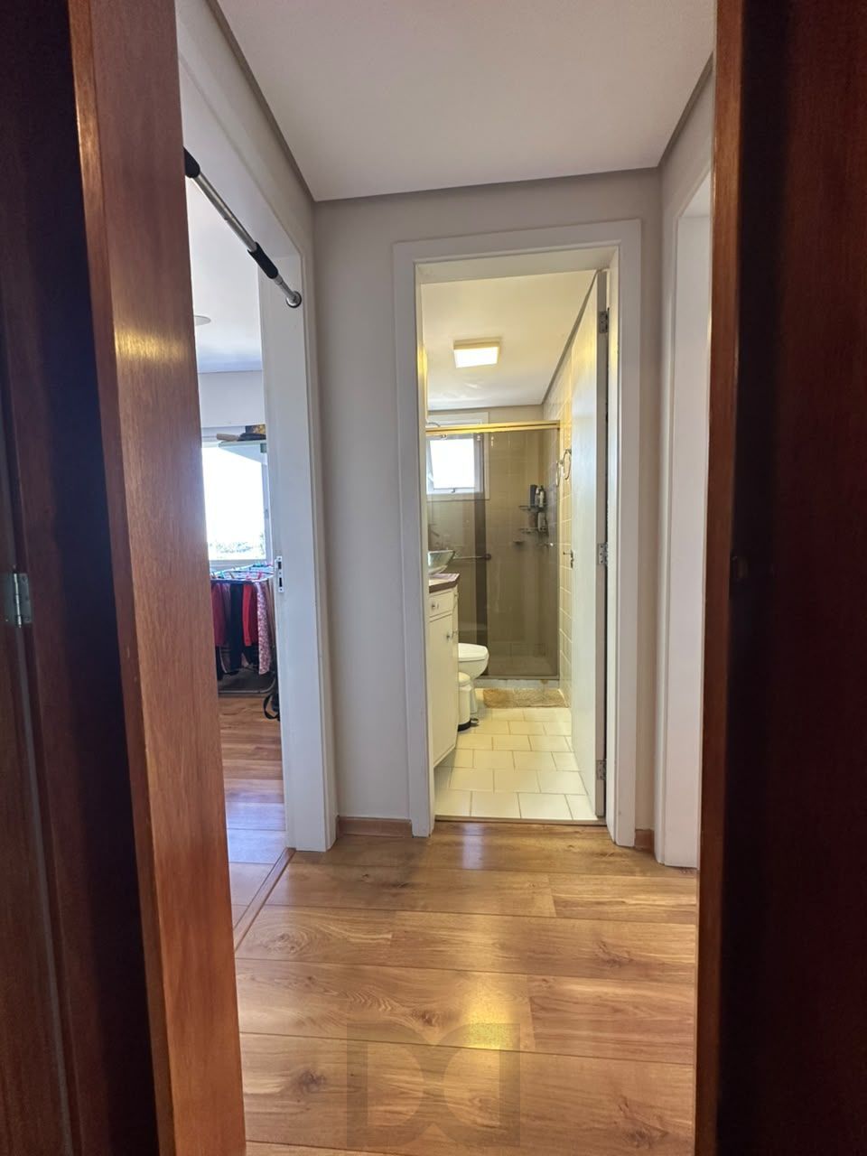 Apartamento 2 dormitórios, com churrasqueira e 1 vaga no bairro Teresópolis em Porto Alegre — foto 8