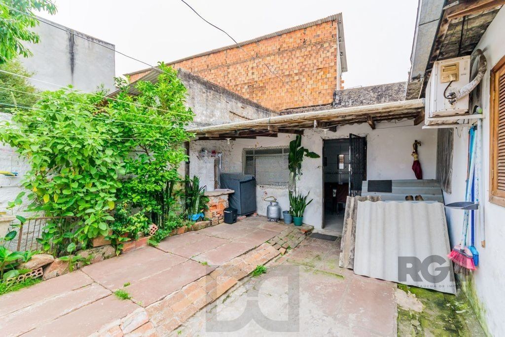 Casa 2 dormitórios no bairro Coronel Aparício Borges — foto 13